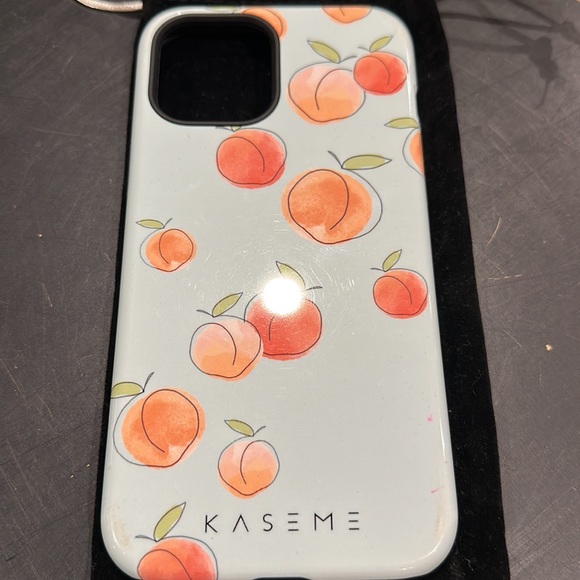 iPhone 12 Pro Max Case - Picture 3 of 3